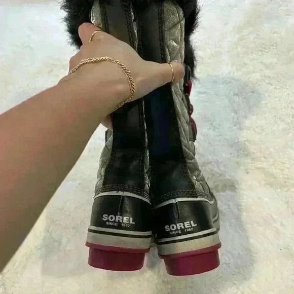Sorel Tofino Faux Fur Trim Insulated Waterproof Winter Snow Boots Sz 5.5 Womens - Picture 7 of 7